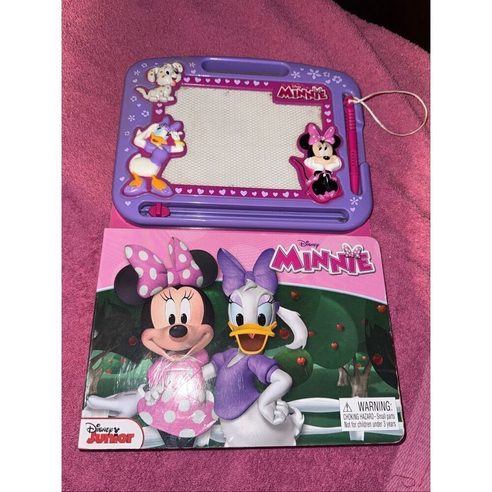 Disney Minnie Mouse hardback activity book